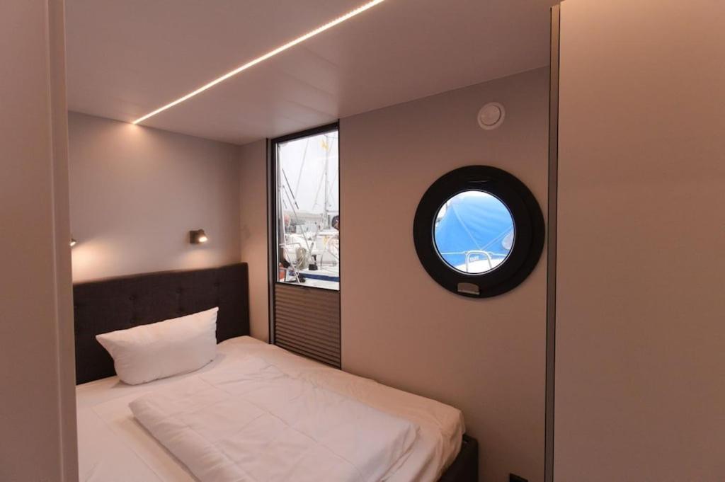 Hausboot Fjord Meeresbrise Mit Dachterrasse In Фленсбург Екстериор снимка
